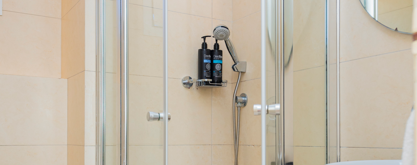 BathroomPanorama
