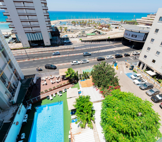 Poolview